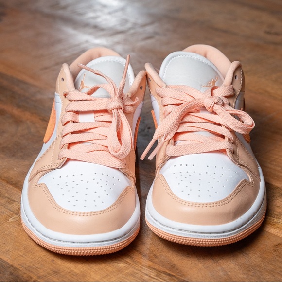 Jordan 1 low “Sunset Haze” - Picture 2 of 5